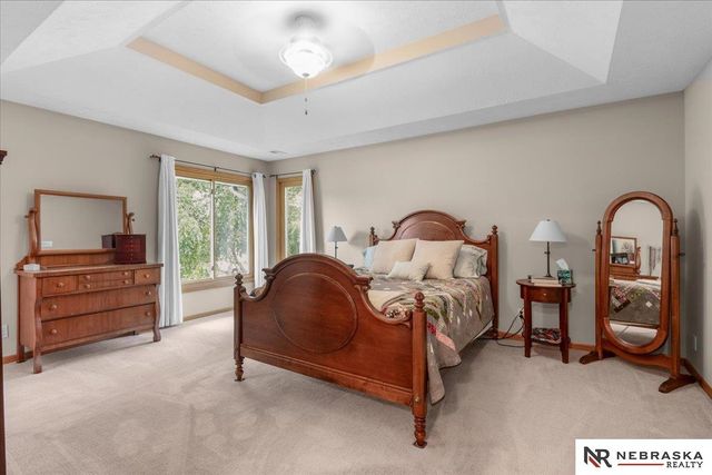 501 N Polk Circle, Papillion, NE 68046