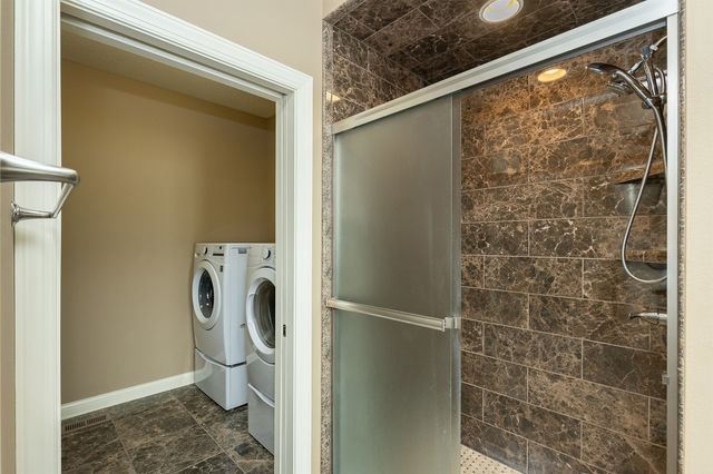 550 Legacy Court 35, Norwalk, IA 50211