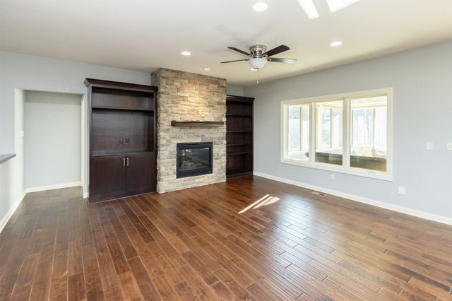 550 Legacy Court 35, Norwalk, IA 50211