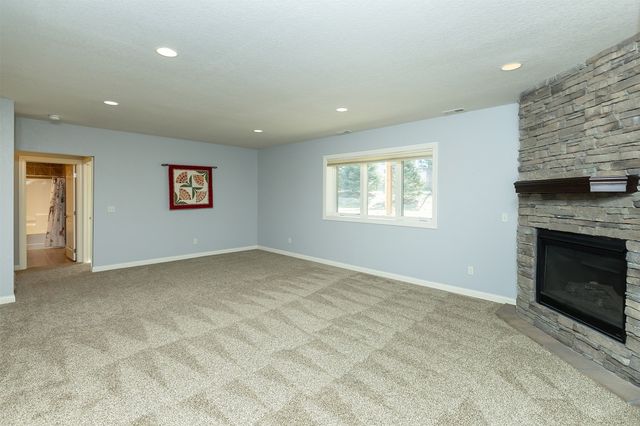 550 Legacy Court 35, Norwalk, IA 50211