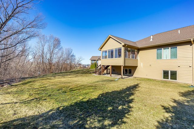 550 Legacy Court 35, Norwalk, IA 50211