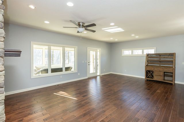 550 Legacy Court 35, Norwalk, IA 50211