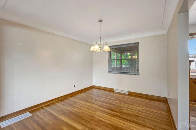 702 W Sharon Road, Forest Park, OH 45240