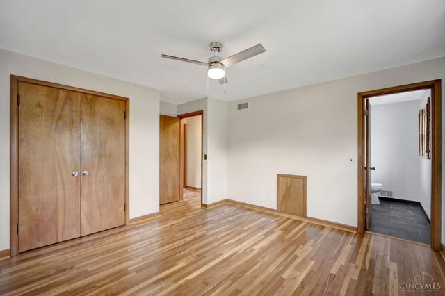 702 W Sharon Road, Forest Park, OH 45240