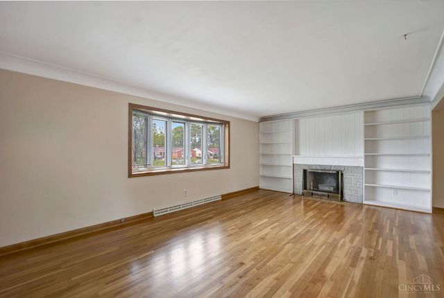 702 W Sharon Road, Forest Park, OH 45240