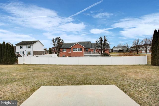 345 SUELINN DRIVE, Chambersburg, PA 17201