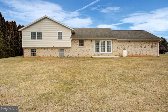 345 SUELINN DRIVE, Chambersburg, PA 17201