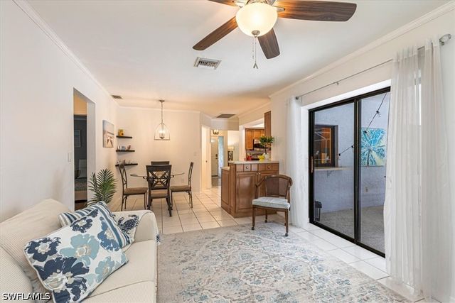 4005 Brush LN, Naples, FL 34112