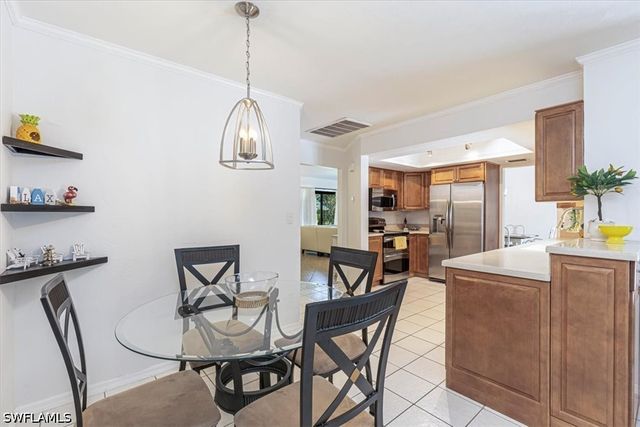 4005 Brush LN, Naples, FL 34112
