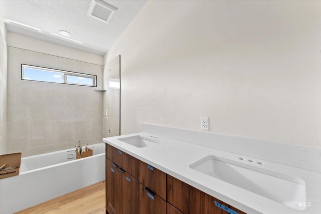 398 W London St, Middleton, ID 83644