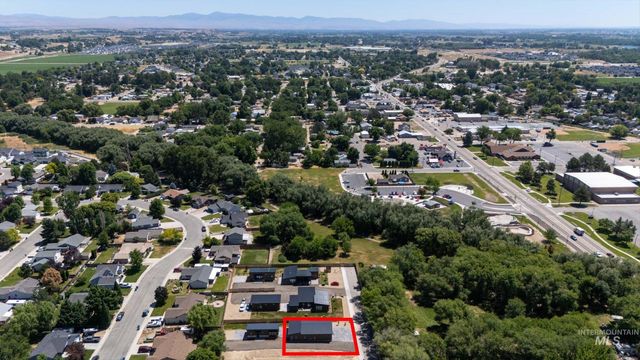 398 W London St, Middleton, ID 83644