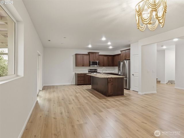 291 N 34th Court, Ridgefield, WA 98642