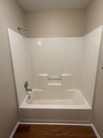 5717 S Shiloh Battle Court, Brookline, MO 65619