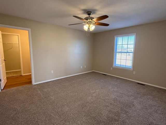 5717 S Shiloh Battle Court, Brookline, MO 65619