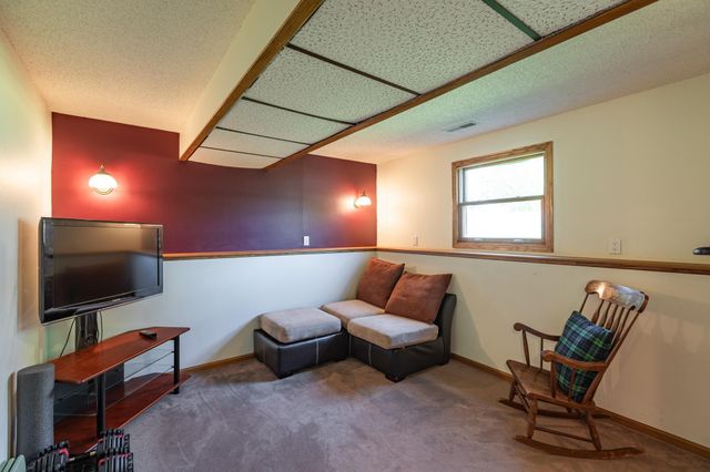 705 Spillway Drive, La Crosse, WI 54603