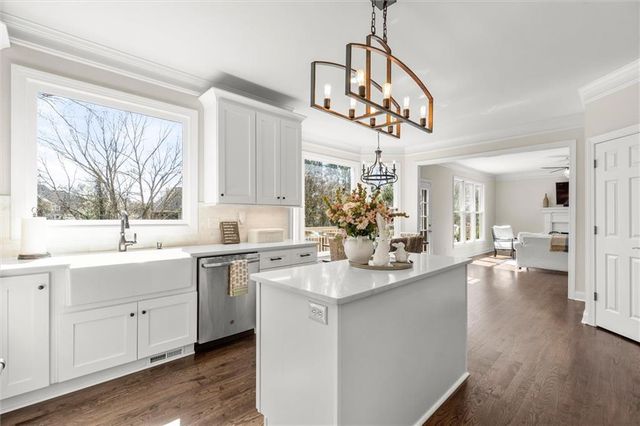 290 Wilde Green Drive, Roswell, GA 30075