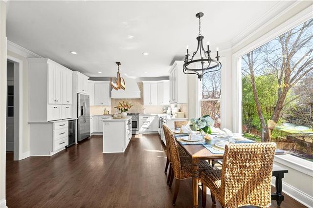 290 Wilde Green Drive, Roswell, GA 30075