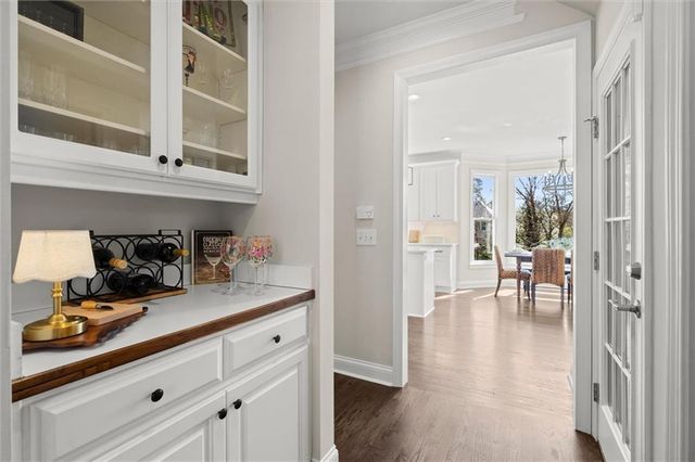 290 Wilde Green Drive, Roswell, GA 30075