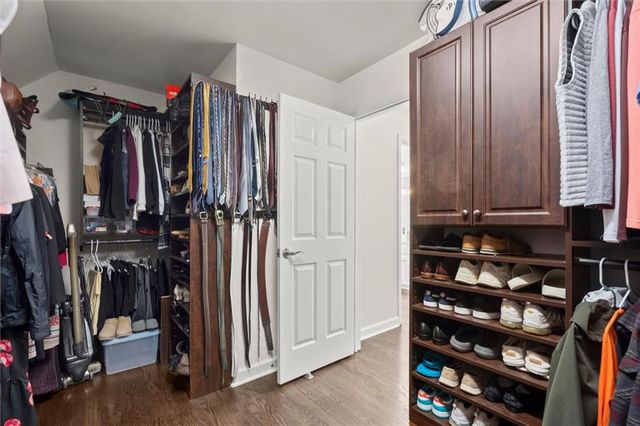 290 Wilde Green Drive, Roswell, GA 30075