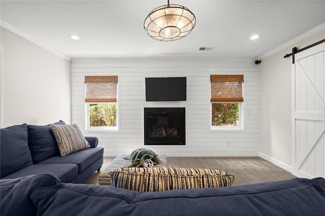 290 Wilde Green Drive, Roswell, GA 30075