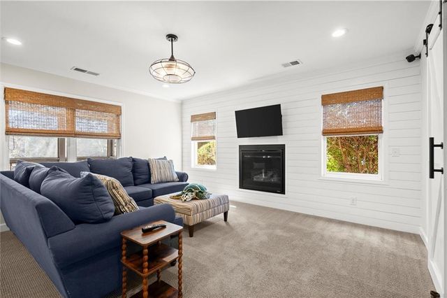 290 Wilde Green Drive, Roswell, GA 30075