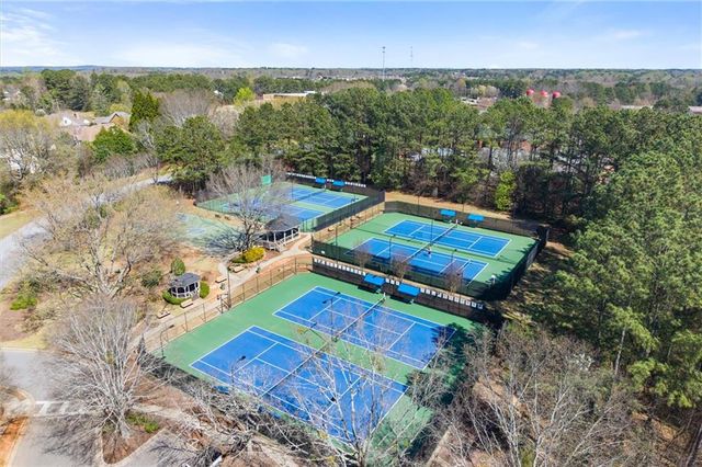 290 Wilde Green Drive, Roswell, GA 30075