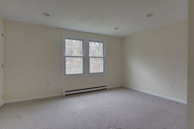 1215 Pawtucket Blvd 45, Lowell, MA 01854