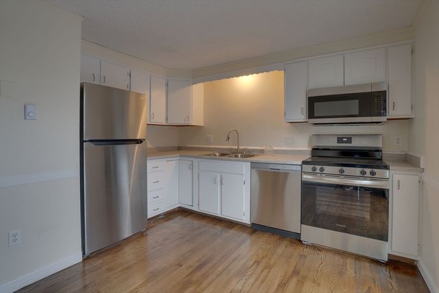 1215 Pawtucket Blvd 45, Lowell, MA 01854