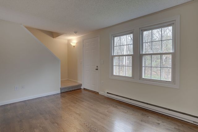 1215 Pawtucket Blvd 45, Lowell, MA 01854