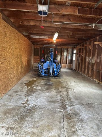 2771 Stark Drive, Willoughby Hills, OH 44094