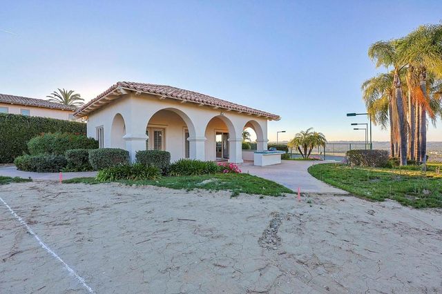 5910 Ladys Secret Ct, Rancho Santa Fe, CA 92067