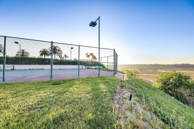 5910 Ladys Secret Ct, Rancho Santa Fe, CA 92067