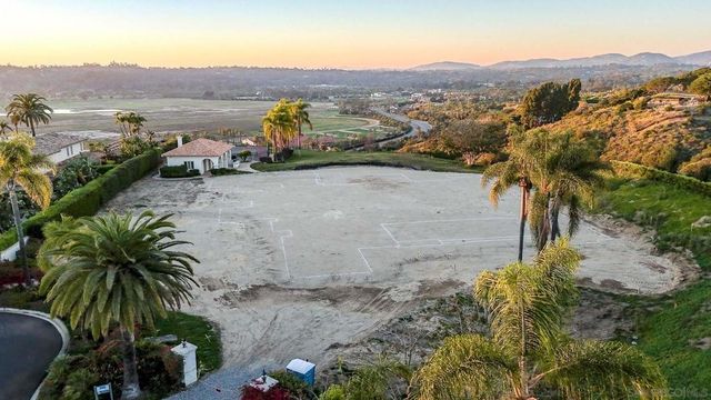 5910 Ladys Secret Ct, Rancho Santa Fe, CA 92067