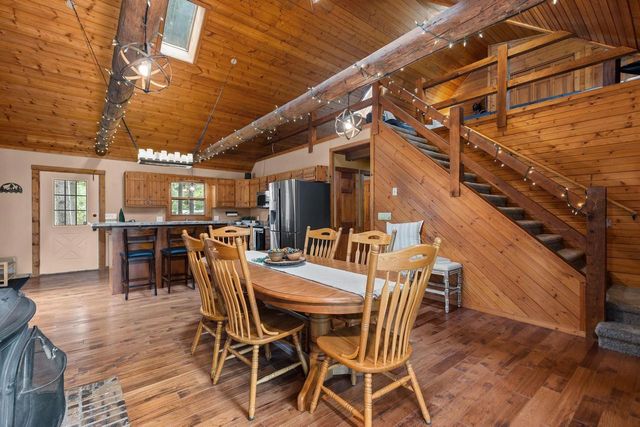 1712 E EDGEWOOD DRIVE, Appleton, WI 54913