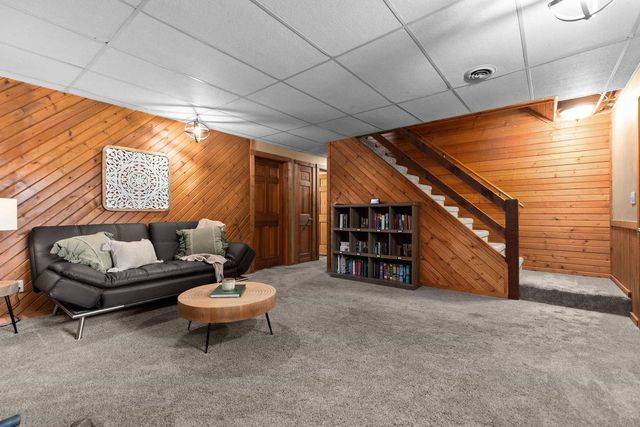 1712 E EDGEWOOD DRIVE, Appleton, WI 54913
