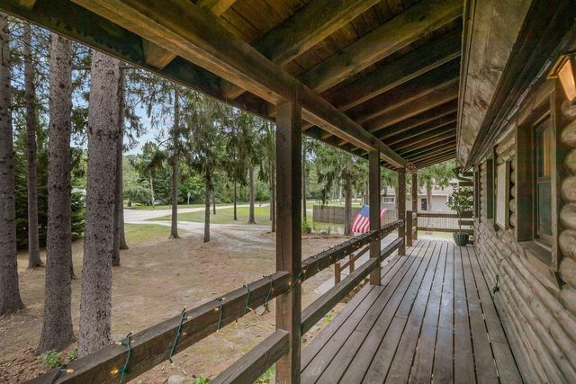 1712 E EDGEWOOD DRIVE, Appleton, WI 54913