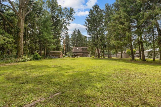 1712 E EDGEWOOD DRIVE, Appleton, WI 54913