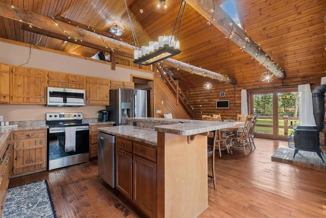 1712 E EDGEWOOD DRIVE, Appleton, WI 54913