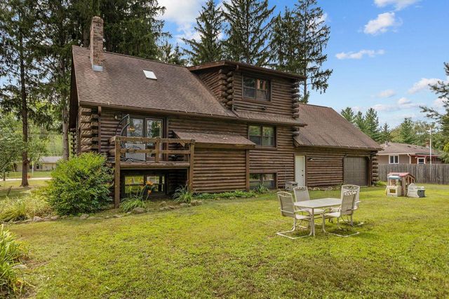 1712 E EDGEWOOD DRIVE, Appleton, WI 54913