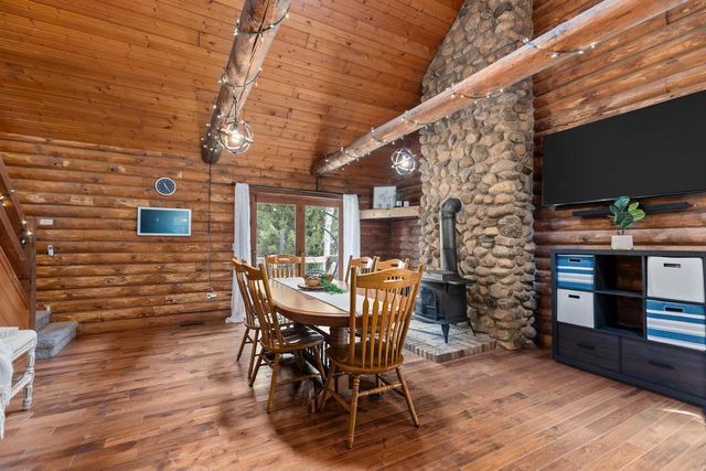1712 E EDGEWOOD DRIVE, Appleton, WI 54913