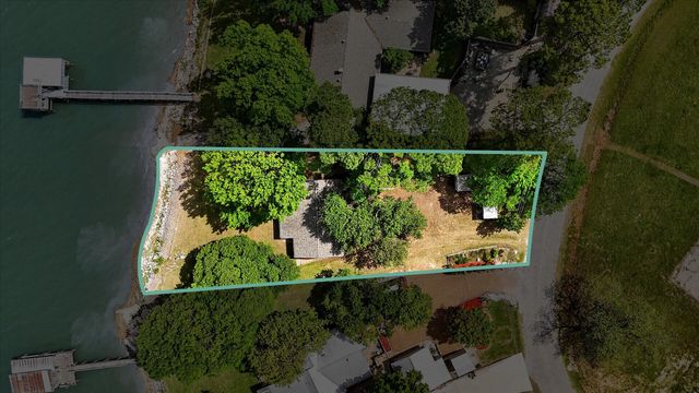 11740 East Court, Azle, TX 76020