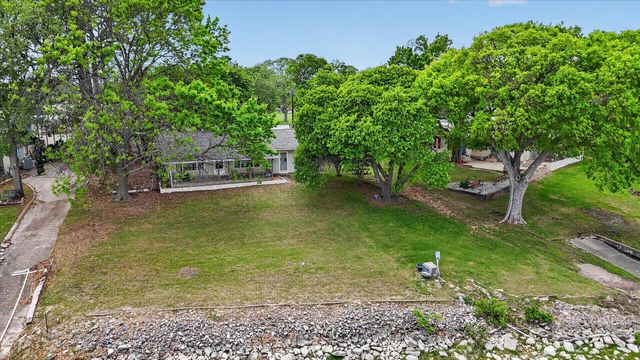 11740 East Court, Azle, TX 76020