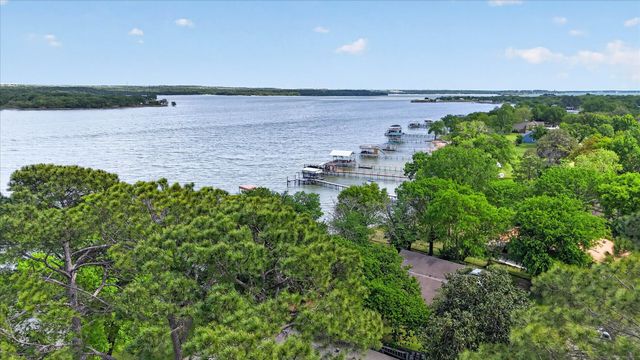 11740 East Court, Azle, TX 76020