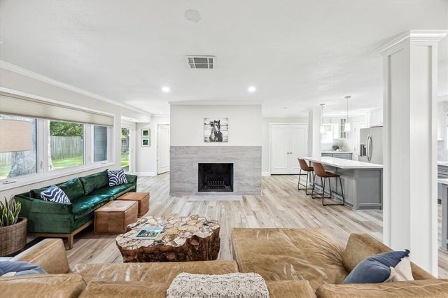 2514 Briarbrook Drive, Houston, TX 77042