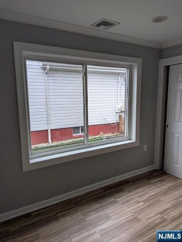 54 Riverview Circle, Little Falls, NJ 07424