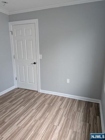 54 Riverview Circle, Little Falls, NJ 07424