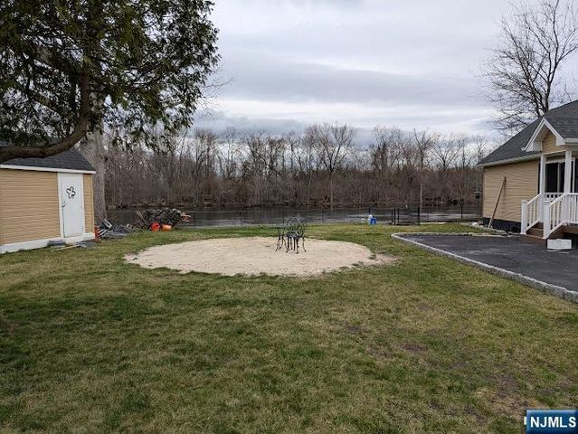 54 Riverview Circle, Little Falls, NJ 07424