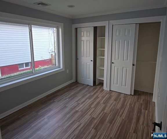 54 Riverview Circle, Little Falls, NJ 07424