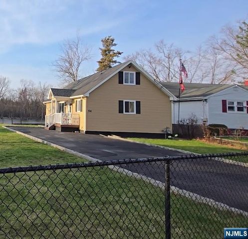 54 Riverview Circle, Little Falls, NJ 07424