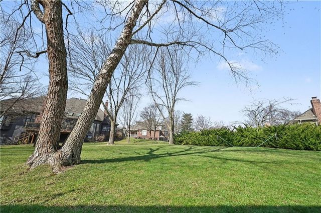 12420 Sagamore Road, Leawood, KS 66209